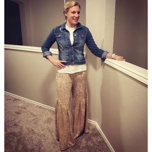 Wide Leg Athleisure Pants